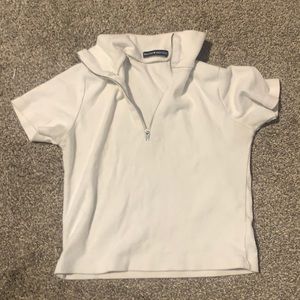 White cropped brandy Melville shirt